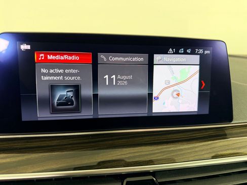 Used 2019 BMW 530i w/ Convenience Package RWD image 17