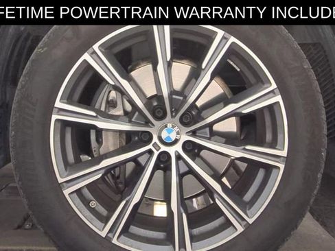 Used 2025 BMW X5 xDrive40i w/ M Sport Package image 5