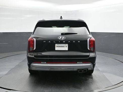 Used 2023 Hyundai Palisade Calligraphy image 8