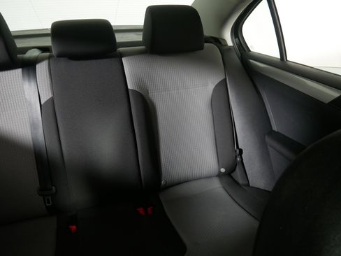 Used 2017 Volkswagen Jetta S image 14