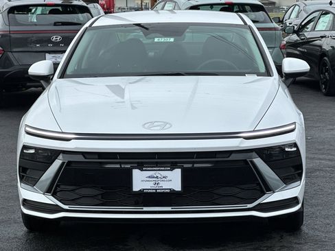 New 2026 Hyundai Sonata SE FWD image 9