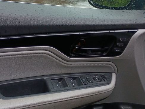 Used 2021 Honda Odyssey Touring image 13