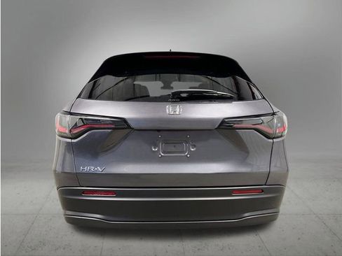 New 2026 Honda HR-V LX image 4