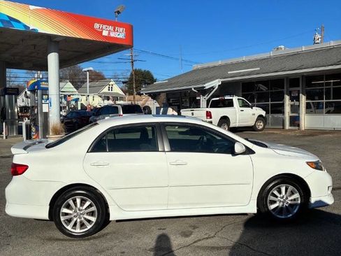 Used 2010 Toyota Corolla S image 10