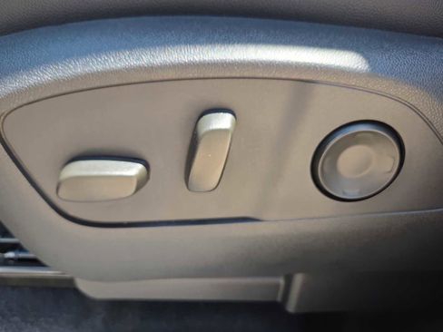 Used 2024 Chevrolet Traverse RS w/ LPO, Floor Liner Package FWD image 18