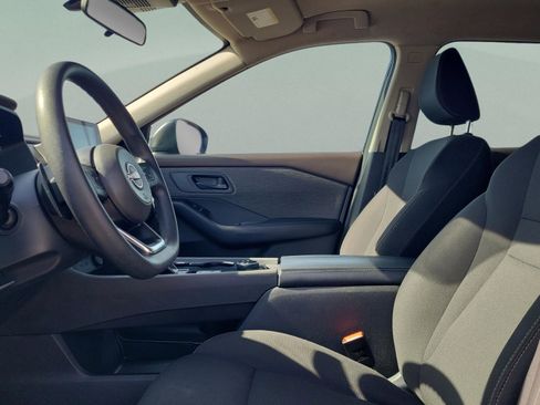 Certified 2023 Nissan Rogue S image 16