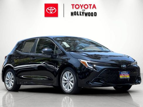 New 2026 Toyota Corolla SE FWD image 1