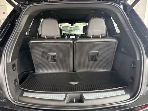 Certified 2023 Cadillac XT6 Premium Luxury w/ Technology Package AWD/4WD image 28