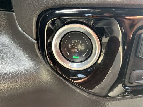 Used 2024 GMC Sierra 1500 Elevation image 17