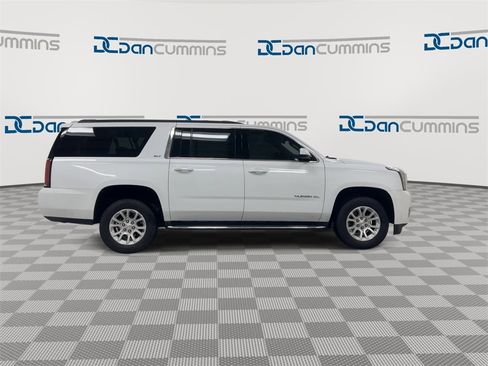 Used 2019 GMC Yukon XL SLT image 9