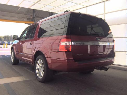 Used 2017 Ford Expedition EL Limited w/ Equipment Group 301A AWD/4WD image 2