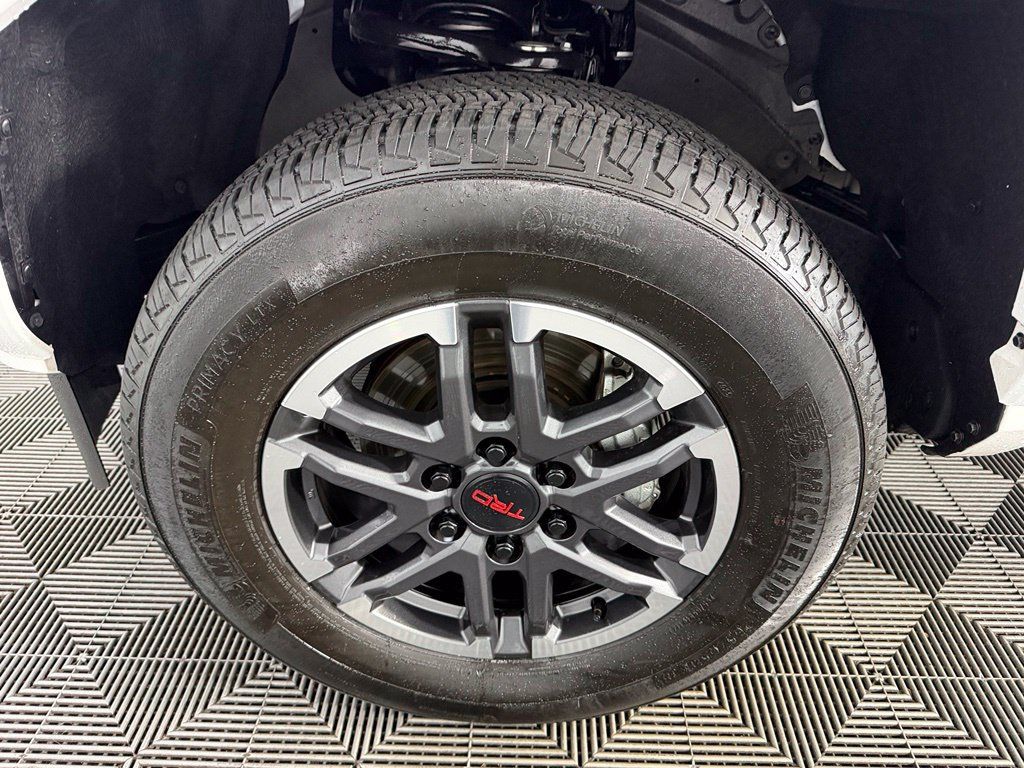 Used 2026 Toyota Tacoma TRD Sport AWD/4WD image 11