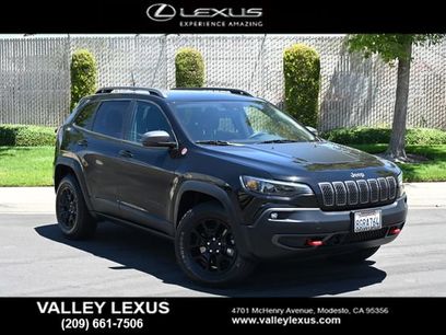 Used 2019 Jeep Cherokee Trailhawk