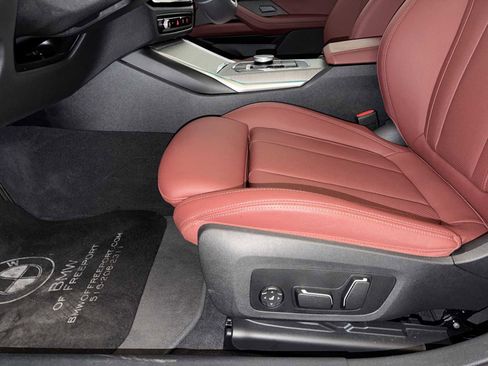 Used 2025 BMW 430i w/ Premium Package RWD image 10