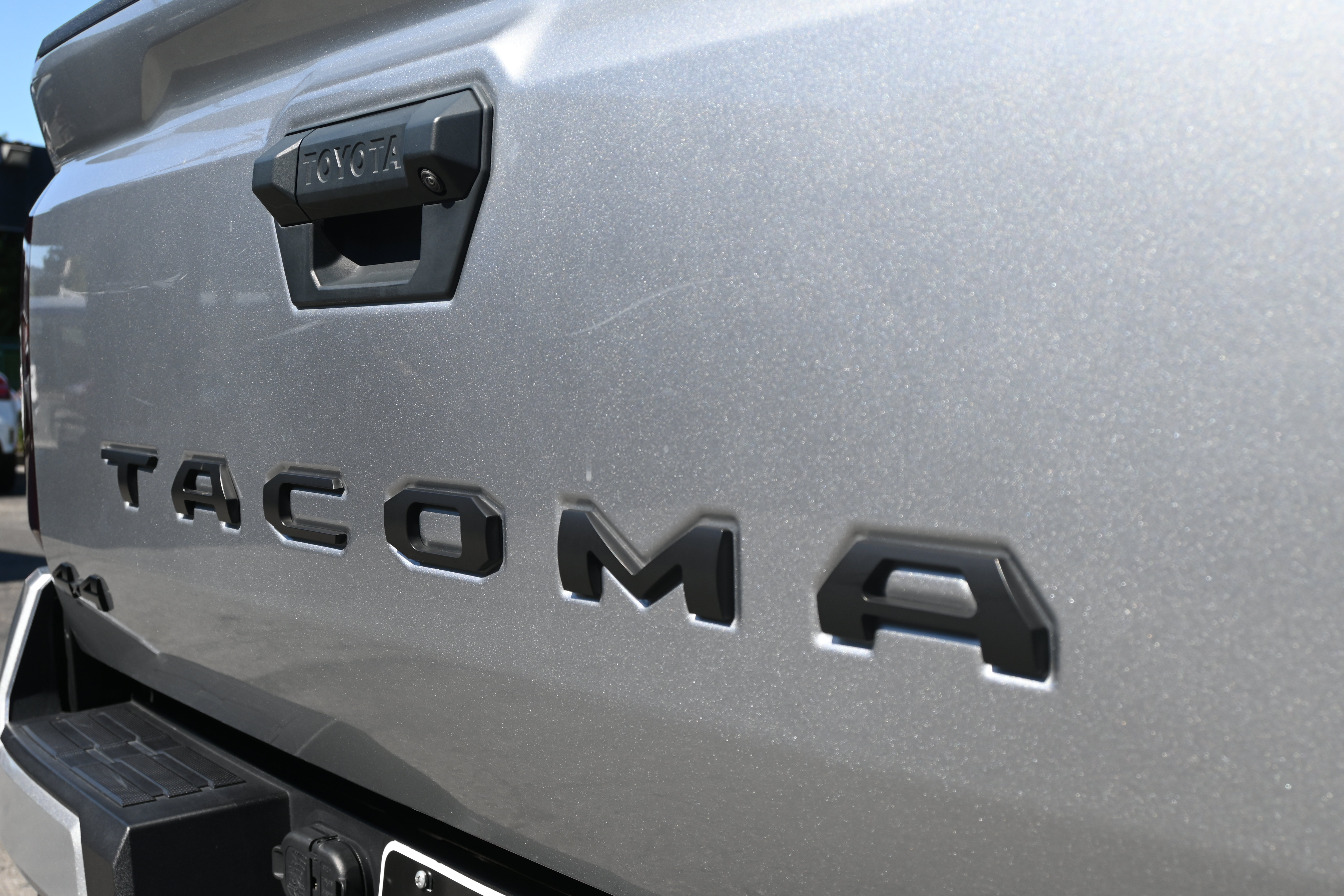 Used 2024 Toyota Tacoma TRD Sport w/ TRD Sport Upgrade Package AWD/4WD image 38