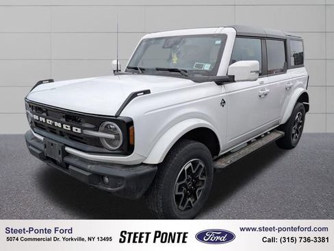 Used 2023 Ford Bronco Outer Banks image 1