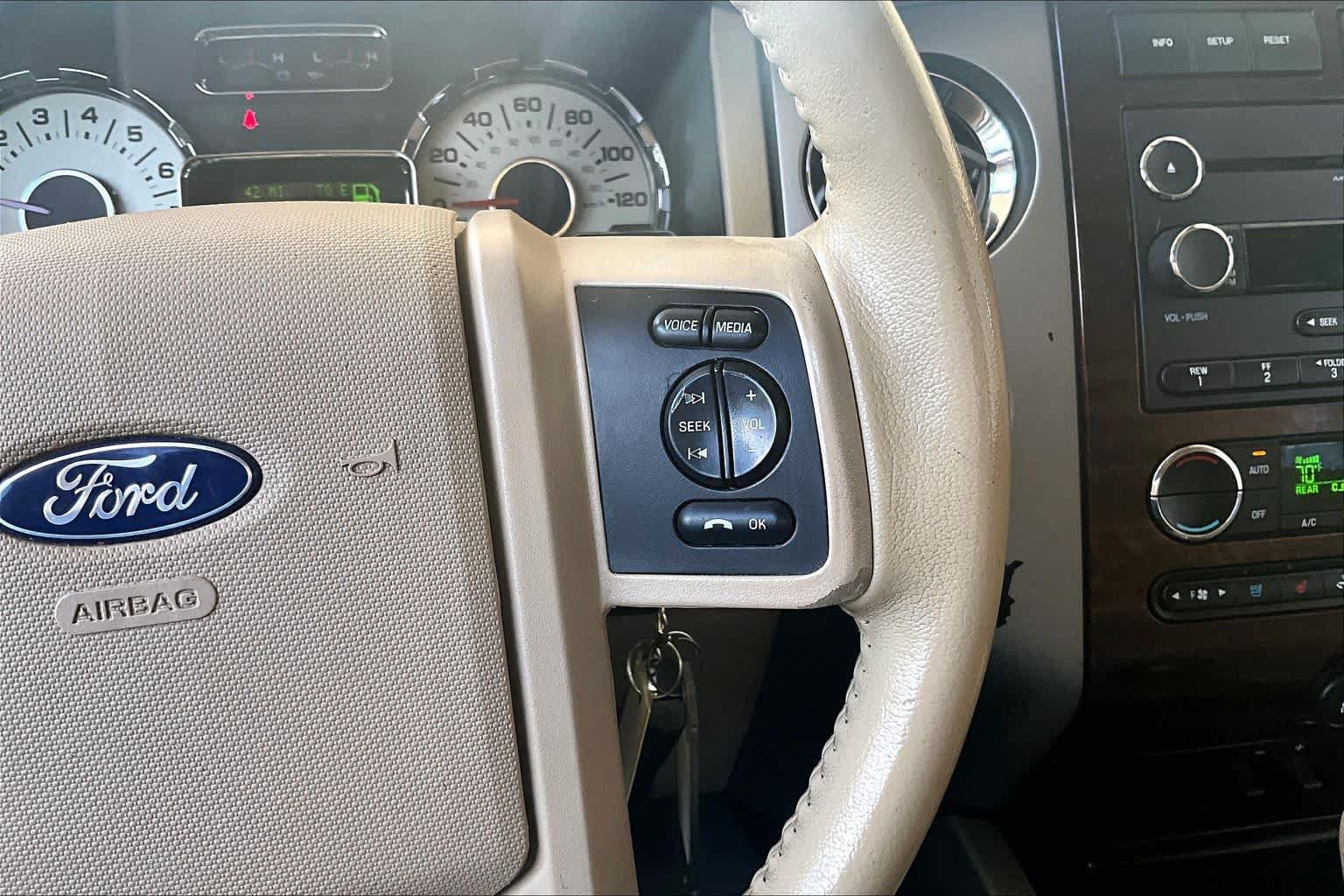 Used 2014 Ford Expedition XLT w/ Equipment Group 202A RWD image 25