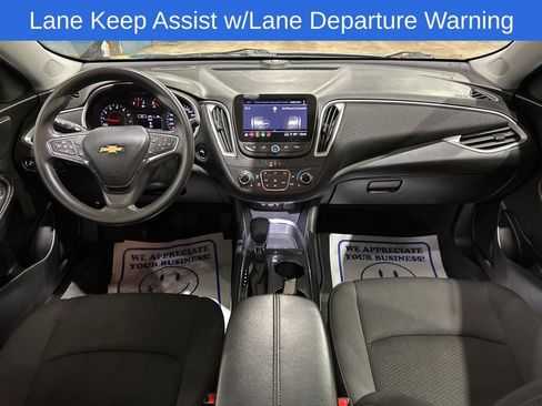Used 2023 Chevrolet Malibu LT FWD image 2