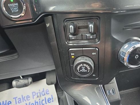 Used 2022 Ford F150 XLT w/ Equipment Group 302A High AWD/4WD image 25