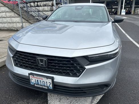 Used 2023 Honda Accord Sport image 40