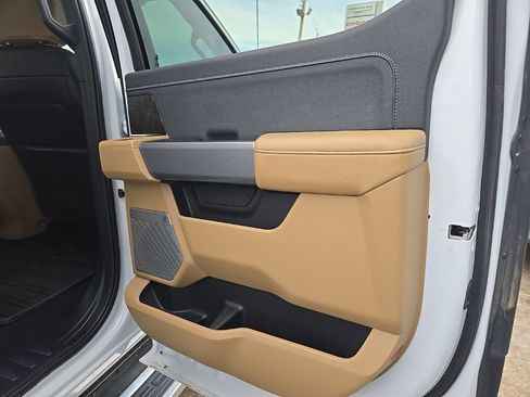 Used 2023 Ford F250 Lariat image 95