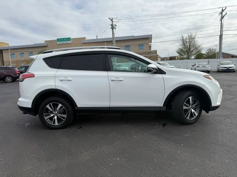 Used 2016 Toyota RAV4 XLE image 3