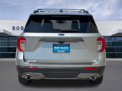 Used 2024 Ford Explorer XLT w/ Equipment Group 202A AWD/4WD image 37