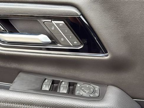 Certified 2025 GMC Yukon XL Denali image 29