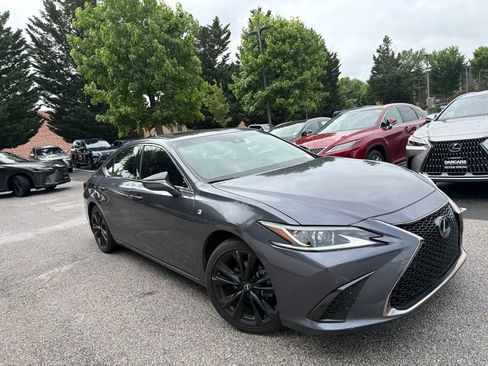Used 2022 Lexus ES 350 F Sport w/ Accessory Package 2 FWD image 10