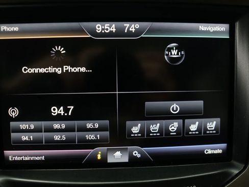 Used 2014 Lincoln MKX AWD w/ Equipment Group 102A image 28
