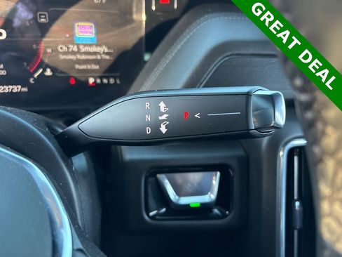 Used 2025 GMC Yukon Denali image 21