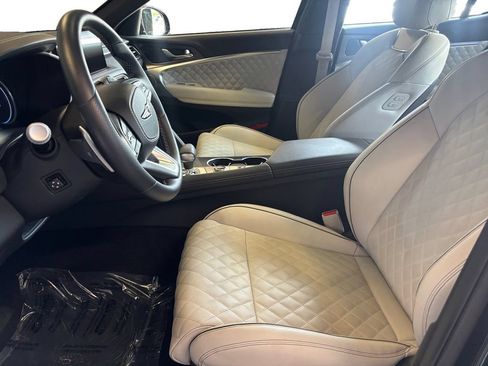 Used 2025 Genesis G70 3.3T Advanced image 10