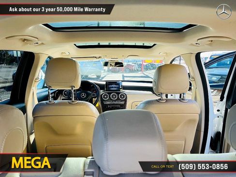 Used 2018 Mercedes-Benz GLC 300 4MATIC w/ Premium Package image 19