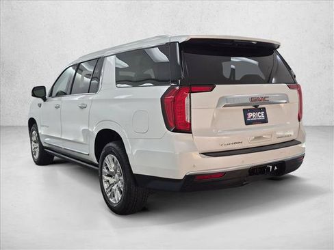 Used 2021 GMC Yukon XL Denali AWD/4WD image 8