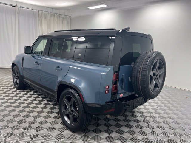 Used 2023 Land Rover Defender 110 X-Dynamic SE AWD/4WD image 6