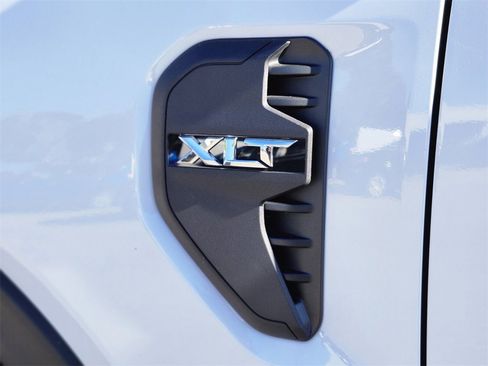 New 2025 Ford Ranger XLT image 10