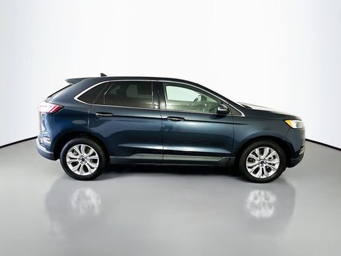 Used 2022 Ford Edge Titanium AWD/4WD image 8