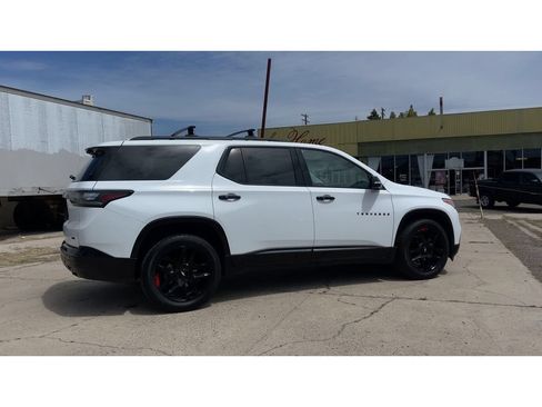 Used 2021 Chevrolet Traverse Premier w/ Redline Edition AWD/4WD image 3