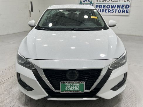 Used 2022 Nissan Sentra SV image 3