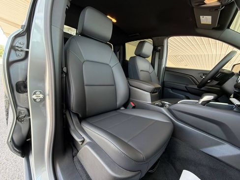 New 2026 GMC Canyon Elevation w/ Convenience Package RWD image 15