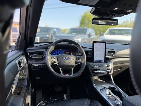 Used 2020 Ford Explorer ST w/ ST Street Pack AWD/4WD image 14