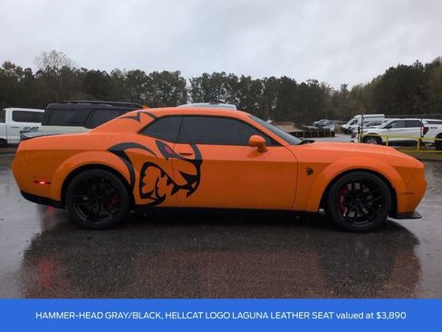 Used 2022 Dodge Challenger SRT Hellcat image 4