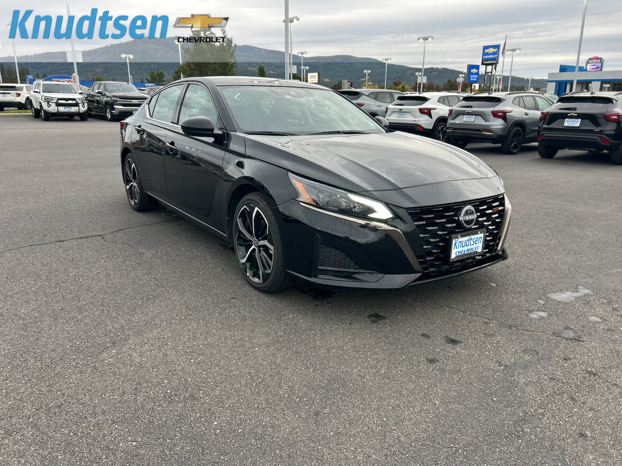 Used 2025 Nissan Altima 2.5 SR FWD image 1