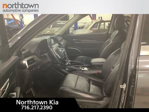 Used 2021 Kia Telluride SX w/ SX Prestige Package AWD/4WD image 20
