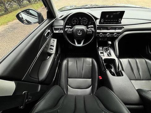 Used 2025 Acura Integra FWD image 13