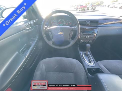 Used 2015 Chevrolet Impala LT w/ LT Sunroof Package image 10