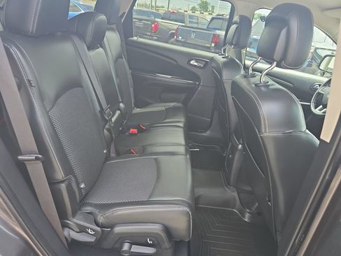 Used 2019 Dodge Journey Crossroad w/ Popular Equipment Group AWD/4WD image 15