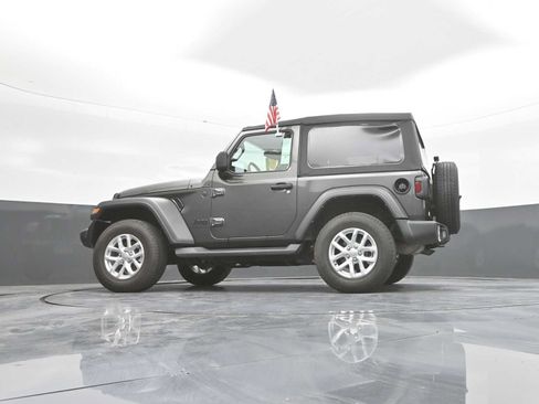 Used 2023 Jeep Wrangler Sport AWD/4WD image 38