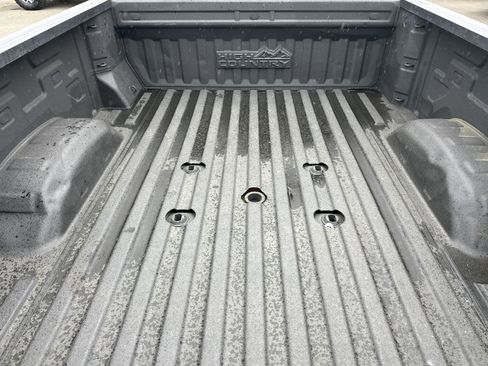 Used 2020 Chevrolet Silverado 2500 High Country w/ Z71 Off-Road Package image 5