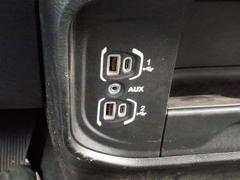 Used 2024 RAM 3500 Big Horn image 16